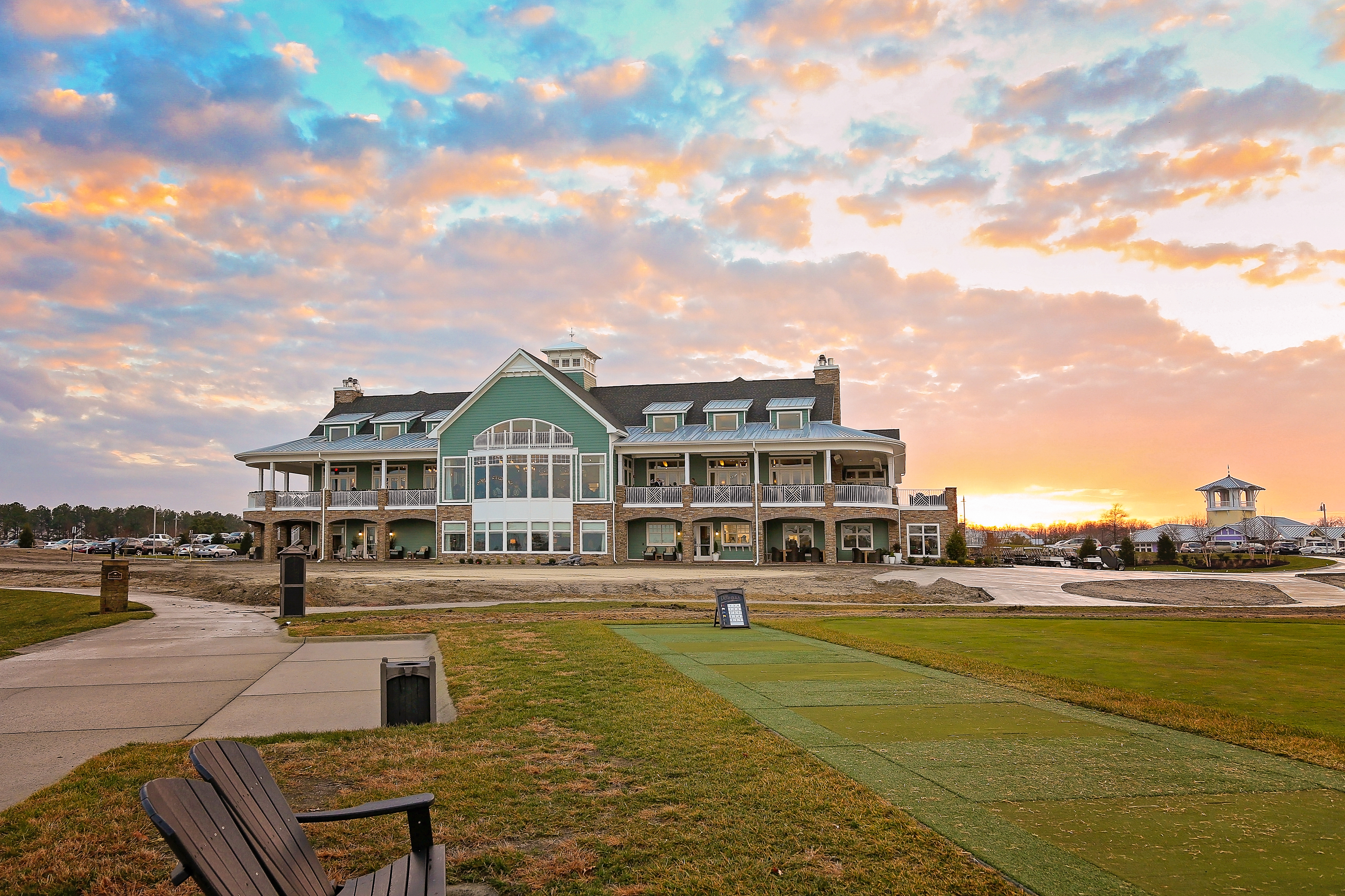 Peninsula clubhouse